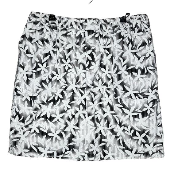 Lands End Floral Stripe Skirt Skort Black White Pull On Size 14 Tall - Picture 1 of 8